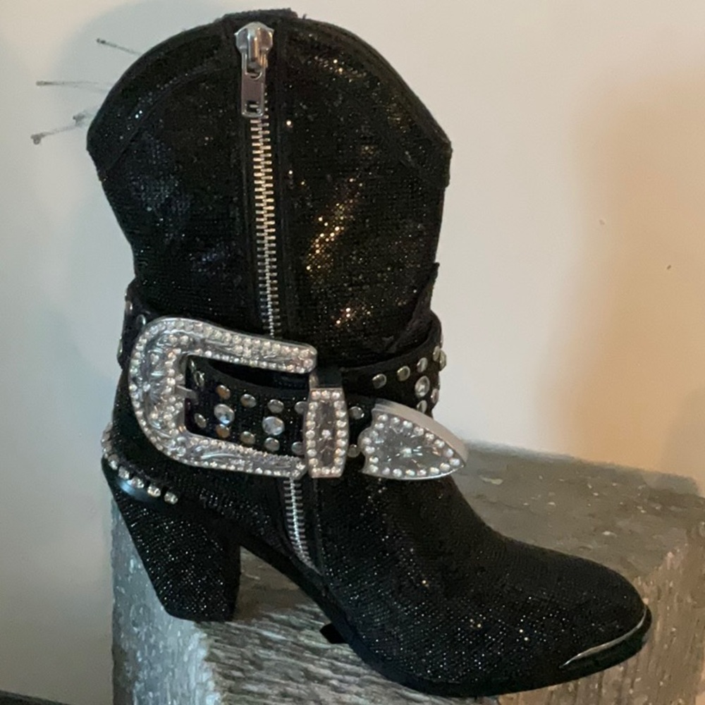 Black sequin rhinestone boot.
